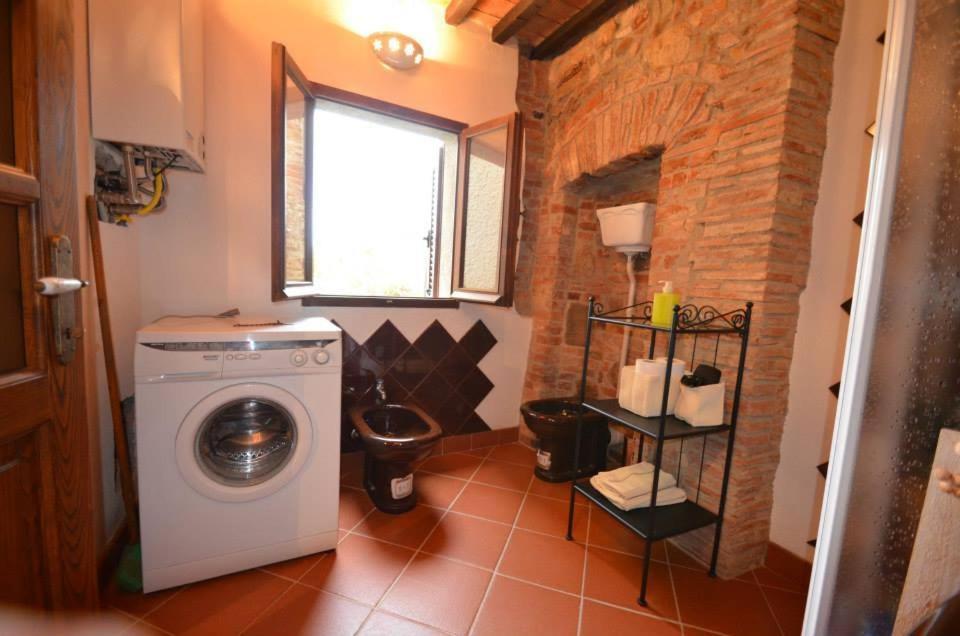 Apartament La Divina Dimora Il Castello Degli Spiriti Magni Montepescali Pokój zdjęcie