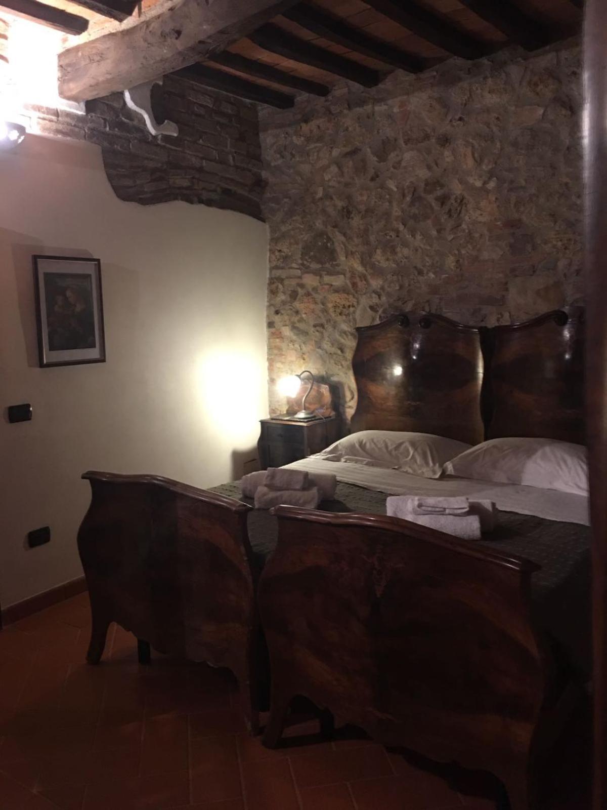 Apartament La Divina Dimora Il Castello Degli Spiriti Magni Montepescali Zewnętrze zdjęcie