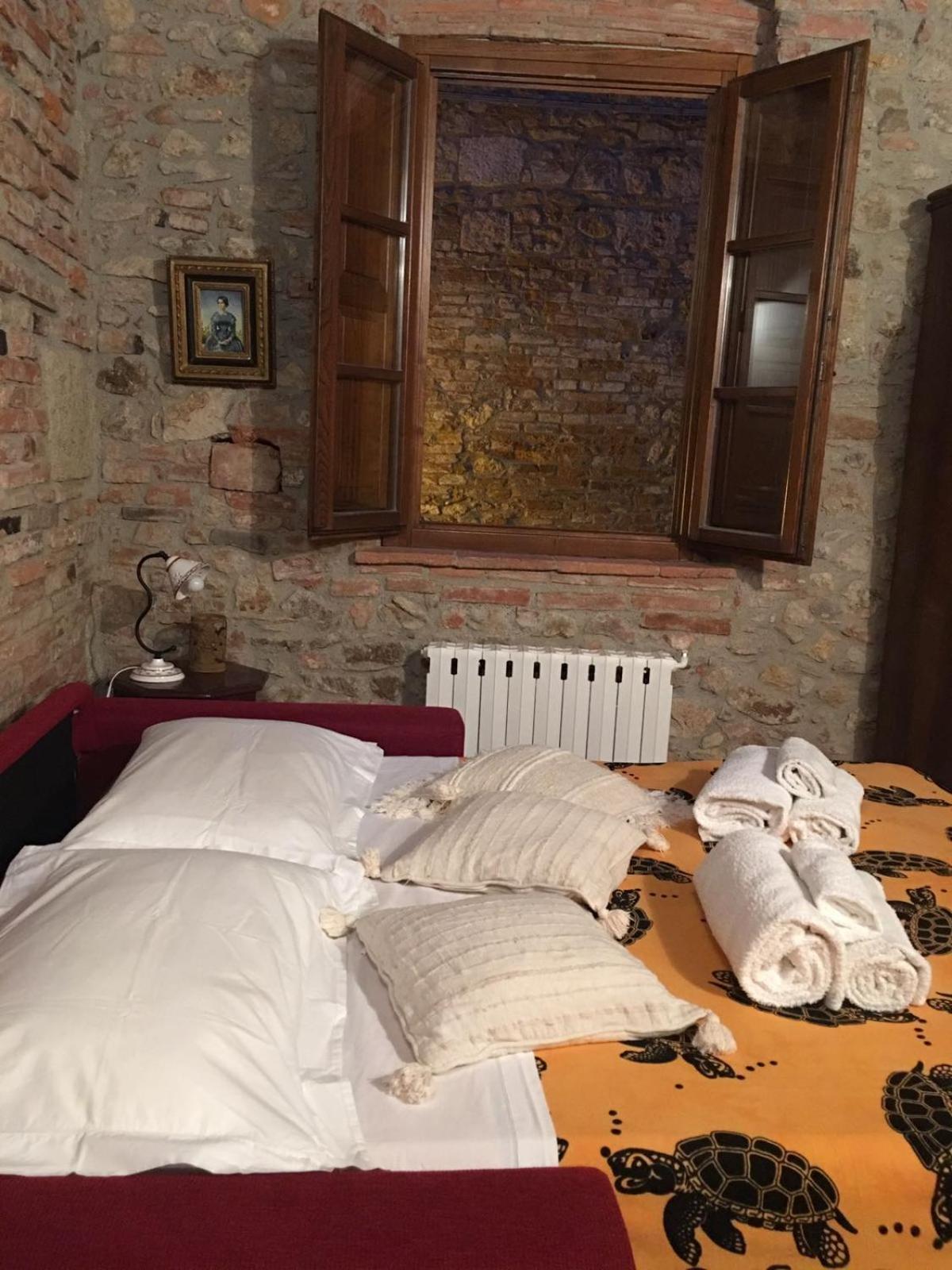 Apartament La Divina Dimora Il Castello Degli Spiriti Magni Montepescali Zewnętrze zdjęcie
