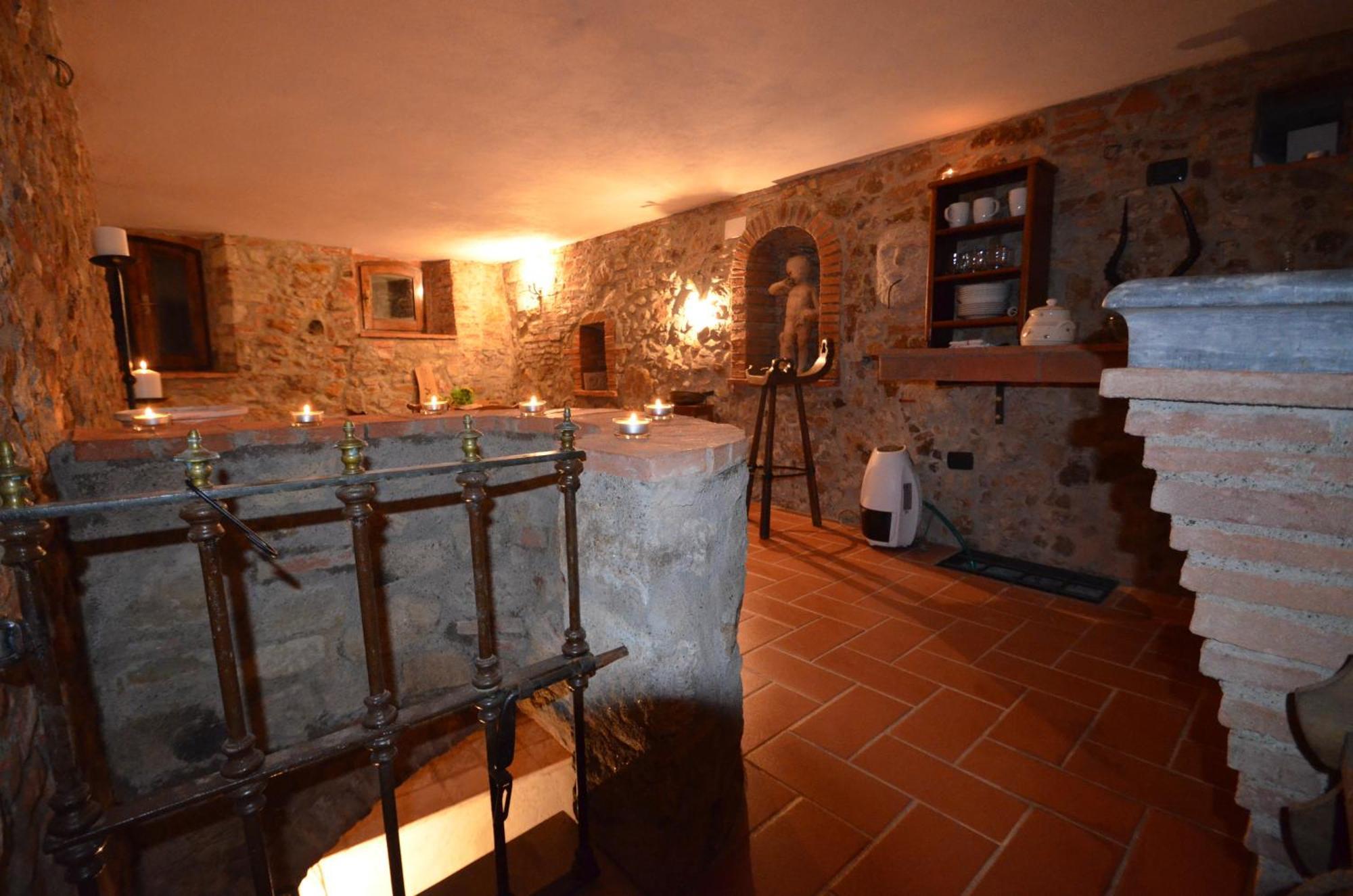 Apartament La Divina Dimora Il Castello Degli Spiriti Magni Montepescali Pokój zdjęcie